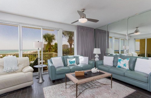 Miramar Beach House | Crescent at Miramar By BlueSwell