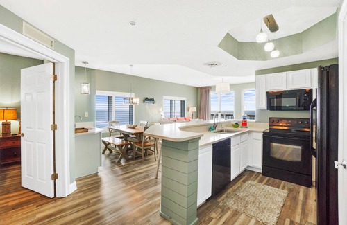 Panama City Beach Condo | East Corner Unit. Brand-Spankin-New Condition. 2 sets of Beach Chairs in Season