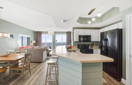 Panama City Beach Condo | East Corner Unit. Brand-Spankin-New Condition. 2 sets of Beach Chairs in Season