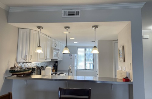 Seagrove Beach House | FALL AND WINTER DATES AVAILABLE! DOG FRIENDLY, PRIVATE BEACH.