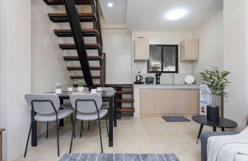 Cebu House | Furnished 3BR House | WiFi, Netflix and Parking