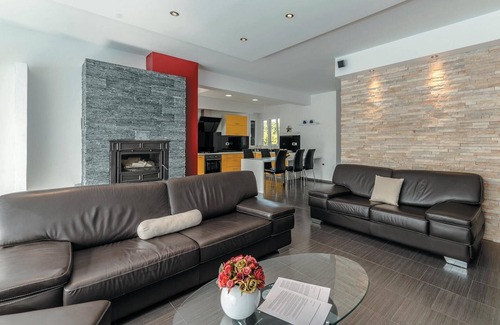 Vrsi House | Gorgeous home in Vrsi Mulo with WiFi