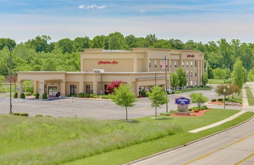 Auburn Hotel | Hampton Inn Auburn