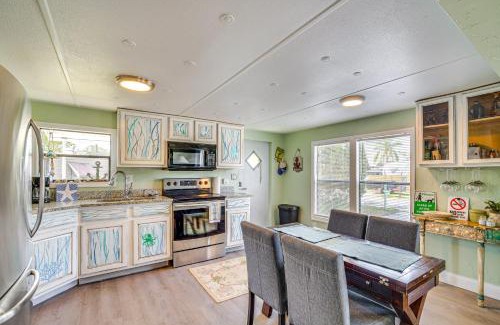 Vista Del Mar House | Hudson Home with Dock on Canal about 1 Mi to Beach!