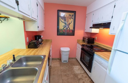 Cassine Village House | Just steps to the beaches of 30A