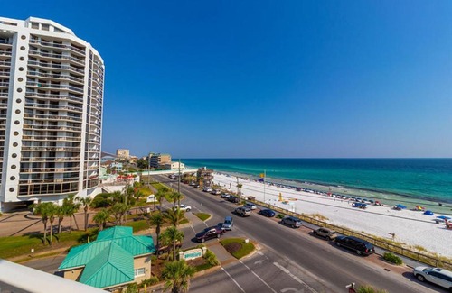 Miramar Beach House | Majestic Sun by Seascape Resort