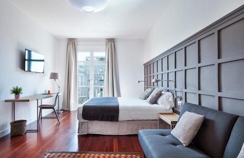 Dreta de l'Eixample Apartment | Milton House Gran Via