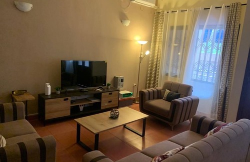 Ngaliema Apartment | Momo