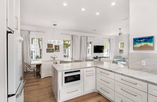 Rosemary Beach House | PRIVATE BEACH ACCESS-Stunning Remodel-Private Pool-4 Bikes