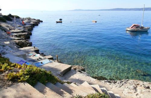 Businci Apartment | Seaside apartments with a swimming pool Rastici, Ciovo - 17889