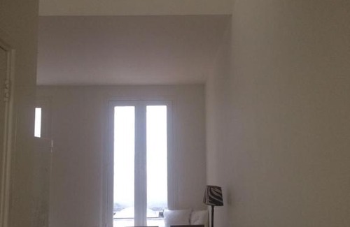 Red Light District Apartment | Spacious Apartment with Canal View
