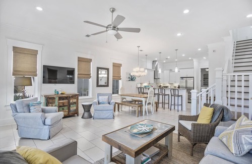 Santa Rosa Beach House | Spend Fall with Us! GULF VIEWS! Surround Sound! Community Pool! Outdoor Kitchen!