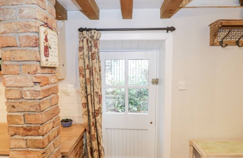 Sligo Cottage | THE OLD BYRE, family friendly in Sligo Town, County Sligo