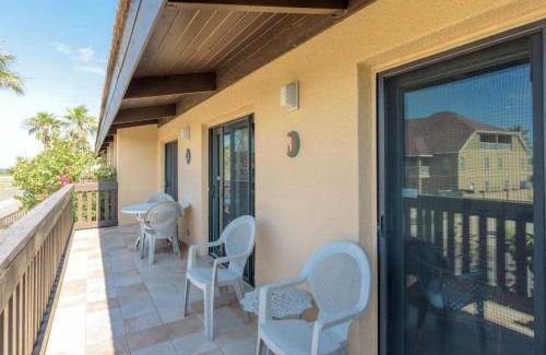 South Padre Island Apartment | Tiki 246