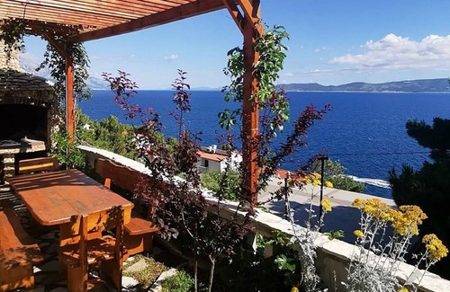 Mimice Apartment | Two bedroom apartment with terrace and sea view Mimice, Omiš (A-14230-b)
