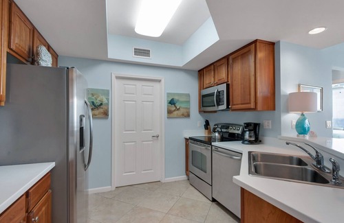 Destin Condo | TWO OCEANFRONT MASTER BEDROOMS.NEWLY UPDATED COASTAL. DISCOUNTED BEACH SERVICE