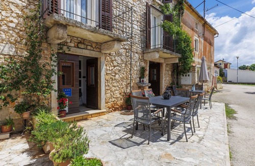 Kukci House | Vacation home Erika by Interhome