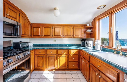 Dennis Port House | WATER FRONT BEACH FRONT CENTRAL A/C 180 DEGREE OCEAN VIEW