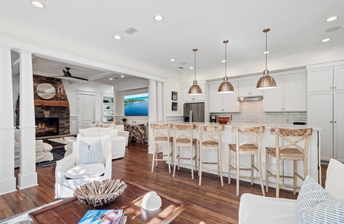 WaterSound Beach House | WaterSound Beach +Community Pool- Barefoot at the Beach by Royal Destinations