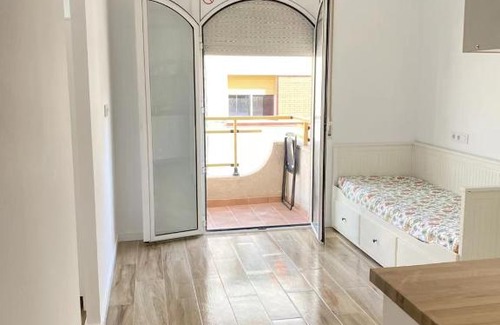 El Port House | Zhenyu Apartments