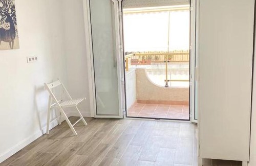El Port House | Zhenyu Apartments