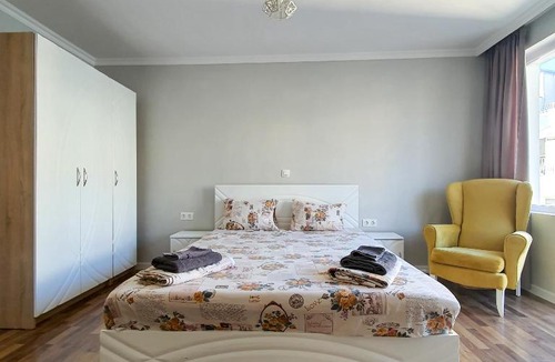 Burgas Center Apartment | Студио High Spirit