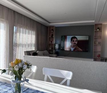 Al Manial Apartment | شقه فندقيه عائليه اطلاله على النيل بانوراما