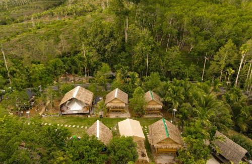 Ban Ta Khun House | คุ้มกะลาหัวฟาร์มสเตย์ (Khumkalahua Farmstay)