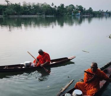 Bang Khonthi Hotel | เรือนปณาลี รีสอร์ท