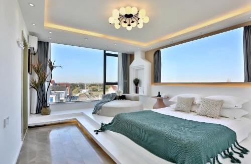 Pudong Bed & Breakfast | 上海印叙白设计师民宿