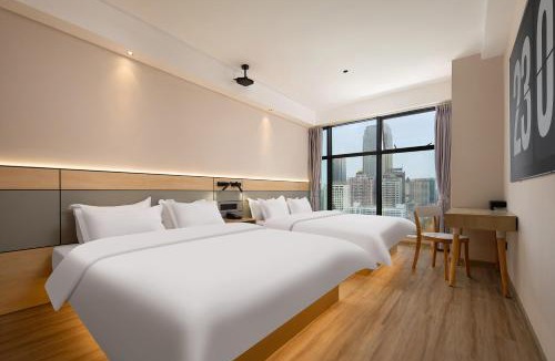 Luomashi Apartment | 利兹高空影音酒店