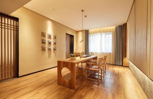 Yu Hua Hotel | 品缦芸酒店长沙高铁南站沙湾公园地铁站店