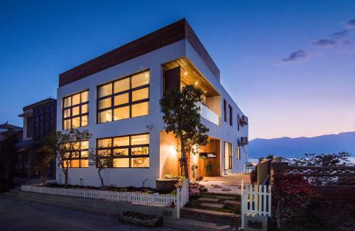 Manjiang House | 大理远山青Stone Hill悬崖海景民宿 Dali Verdant Whisper-Stone Hill Seaview Inn