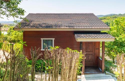 Ninghai Cabin | 宁海莲月湾