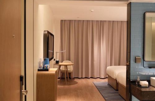 Zhenjiang District Hotel | 宜尚酒店韶关大学路店