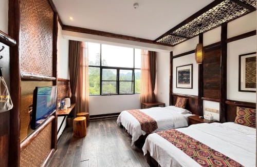 Wulingyuan House | 张家界畔山驿栈