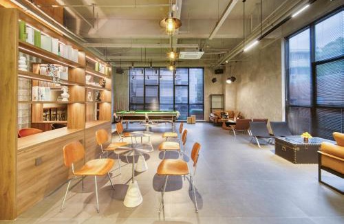Jianggan Hostel | 旅小二青年酒店杭州东站店