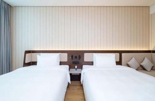 Downtown Beijing Hotel | 汉庭北京前门天坛西门酒店