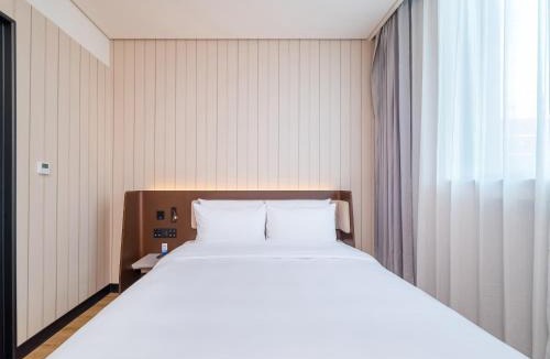Downtown Beijing Hotel | 汉庭北京前门天坛西门酒店