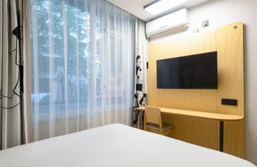 Huilongguan Hotel | 海友北京回龙观龙泽地铁站酒店