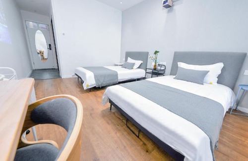 Jinniu Hostel | 笑脸里青年旅舍宽窄店