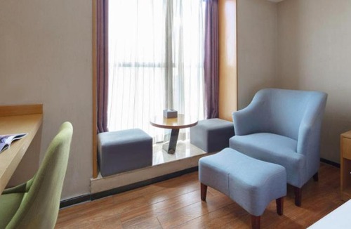 Wuling District Hotel | 花之筑酒店常德步行街店