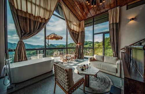 Qiandongnan Hotel | 西江龙塘山房度假酒店