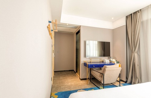 Buji Apartment | 轻奢豪华行政亲子套房