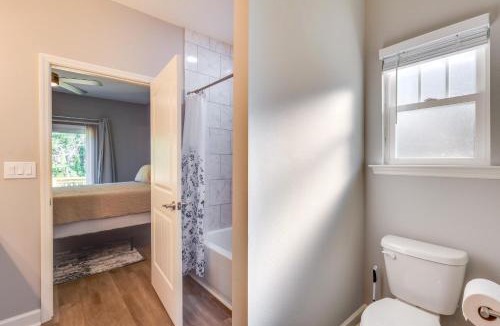 Tallahassee Apartment | 1 Mi to Florida State Capitol Tallahassee Escape
