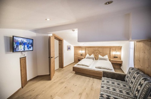 Vorderlanersbach Apartment | 108 m² Apartment ∙ 3 bedrooms ∙ 10 guests