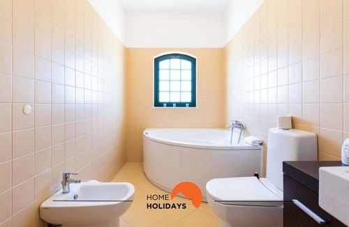 Albufeira House | 108 m² House ∙ 3 bedrooms ∙ 6 guests