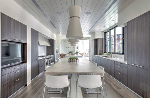 Water Mill House | 12,000 sq ft of Luxury, Modern Design, Full Gym, Indoor and Outdoor Dining.