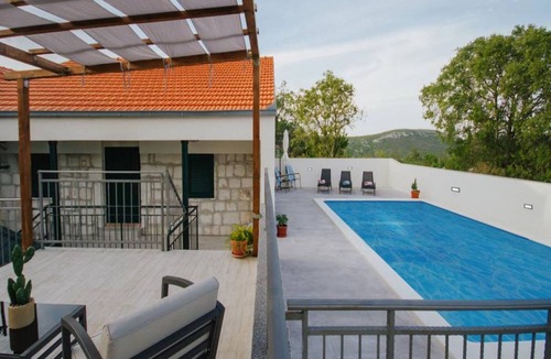 Seget Villa | 150 m² Villa ∙ 3 bedrooms ∙ 6 guests