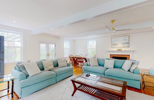 Barnstable House | 197 m² House ∙ 5 bedrooms ∙ 5 guests